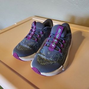 Little Girls Under Armor Shoes Size 11